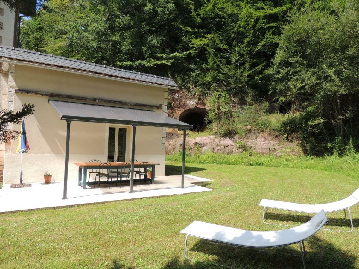 Ferienwohnung La Tour Du Chambon Brignac-la-Plaine Exterior foto